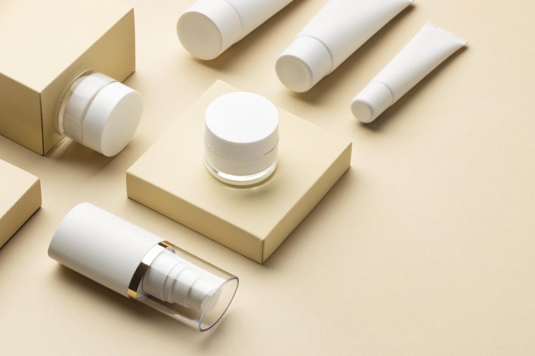 containers-arrangement-high-angle
